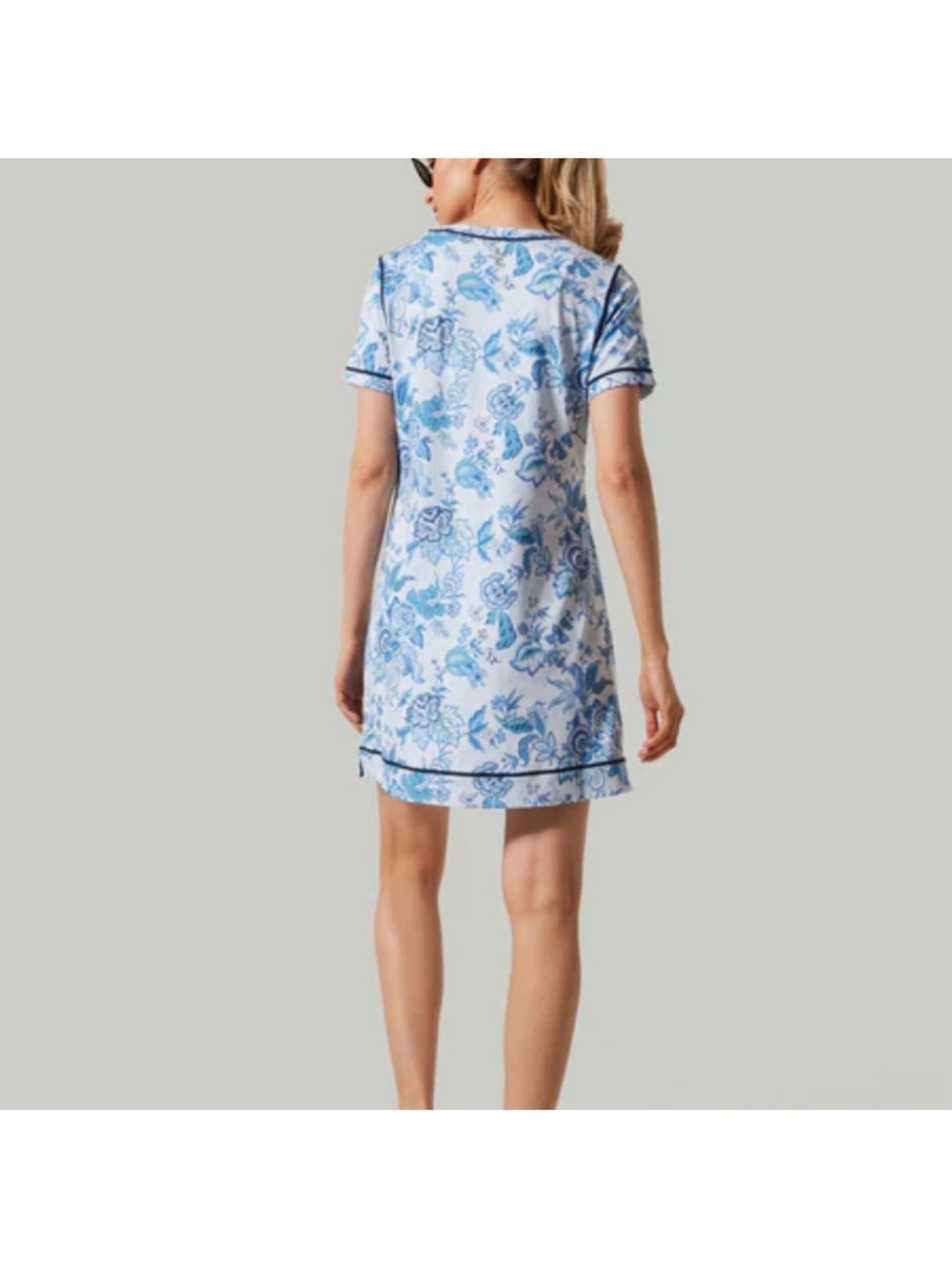 Tuckernuck Sport Heirloom Floral Robin Sport Dress size M - Picture 3 of 10